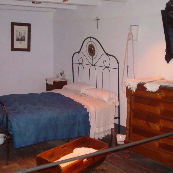 Dormitori matrimonial. Museu Casa Rull, Andorra. Fotografia: Xavier Roigé, 2014